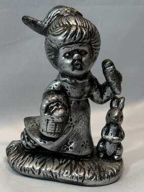 Vintage Pewter Girl In Bonnet With Bunny Rabbit Figurine 180